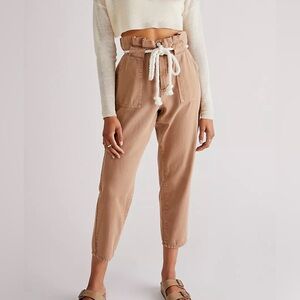BlankNYC NWT Tan High-Waisted Paper-bag Pants with Rope Belt